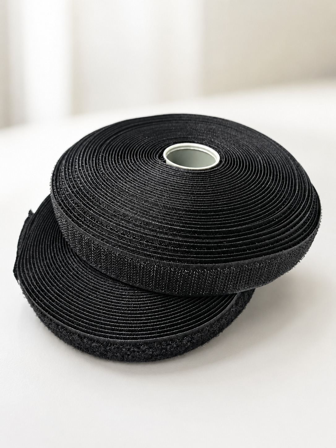 Rollos de abrojo negro Aco Zippers